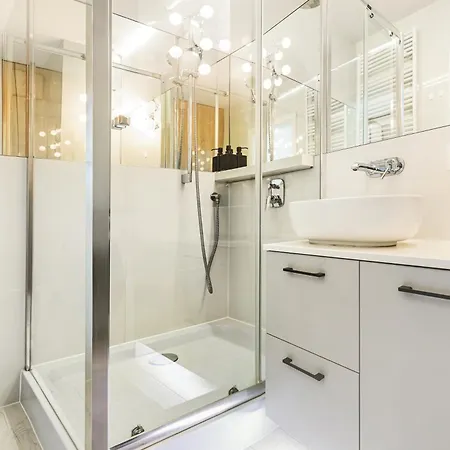 Apartment Parking & Balkon *