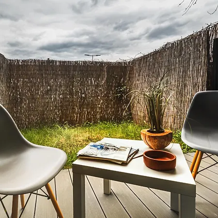 Parking & Balkon Apartment