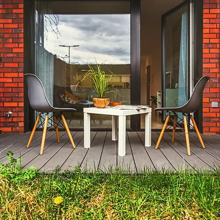 Parking & Balkon Apartment